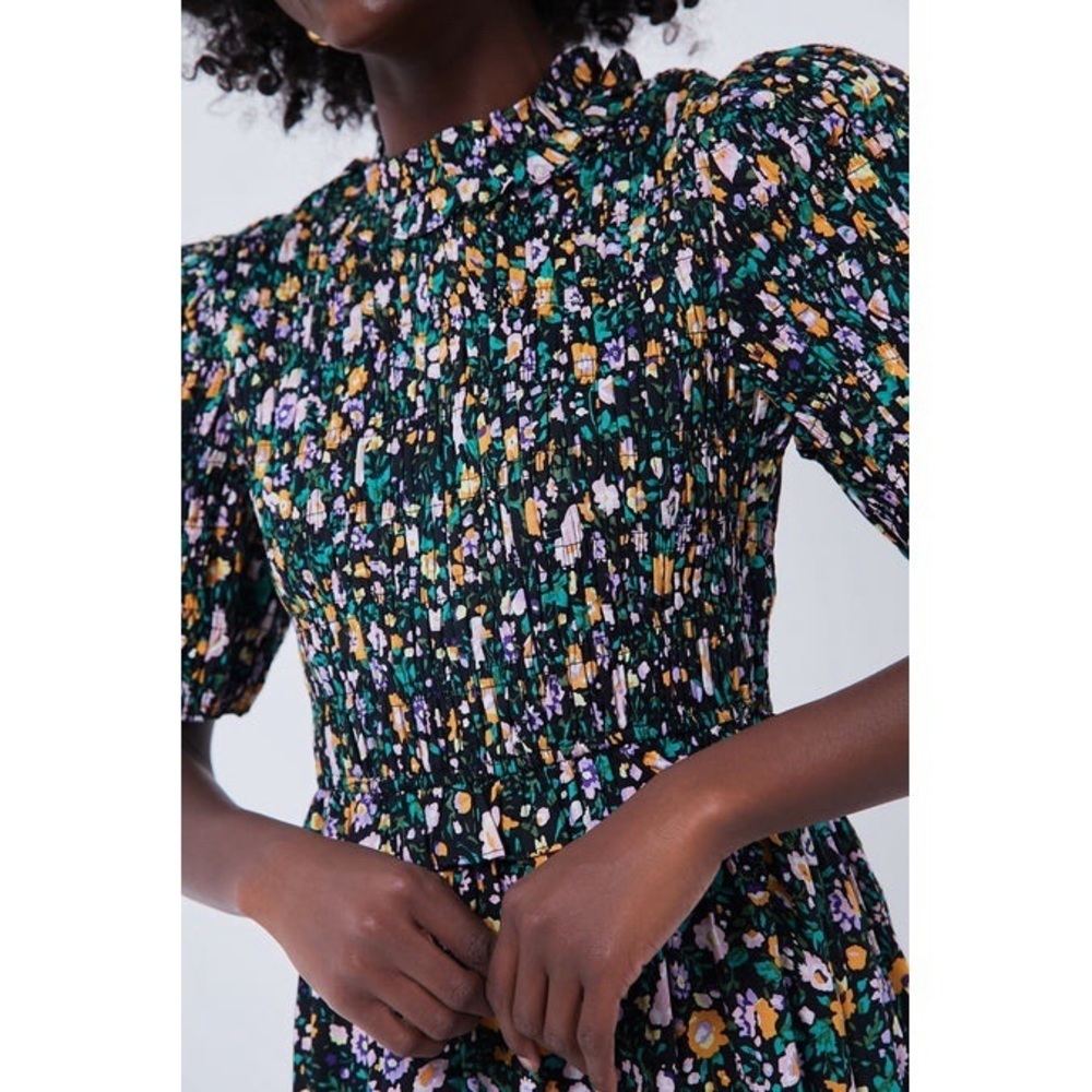 Hyacinth House Black Multi Floral Smocked Samantha Midi Dress Sz XS - Picture 9 of 11